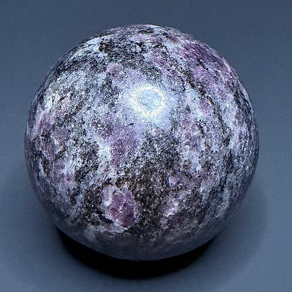 SP602 Spinel Sphere