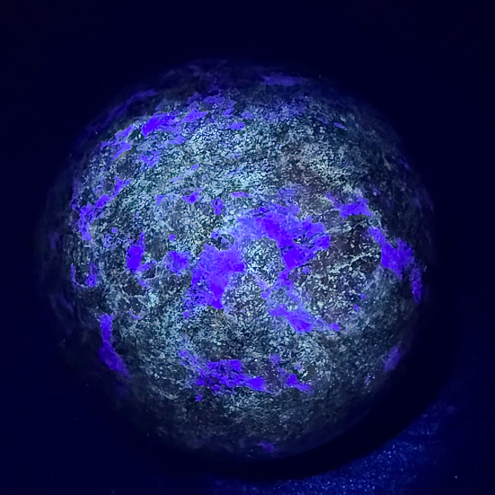 SP602 Spinel Sphere