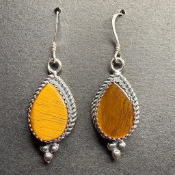 E507 Tiger Eye