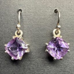 E801 Amethyst