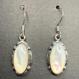 E804 Mother of Pearl