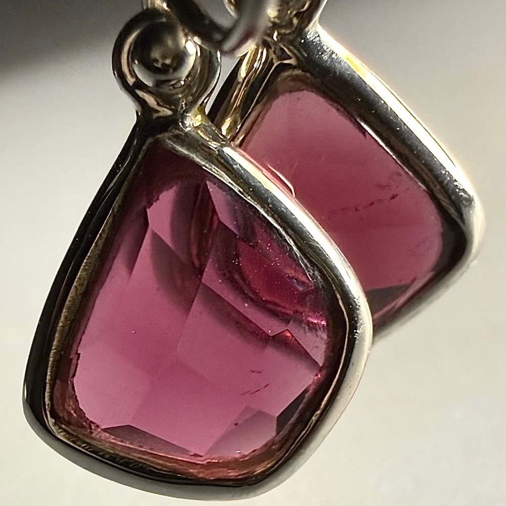 E805 Rhodolite Garnet