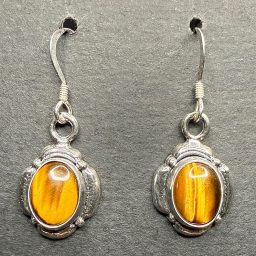 E818 Tiger Eye