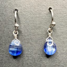 E820 Kyanite