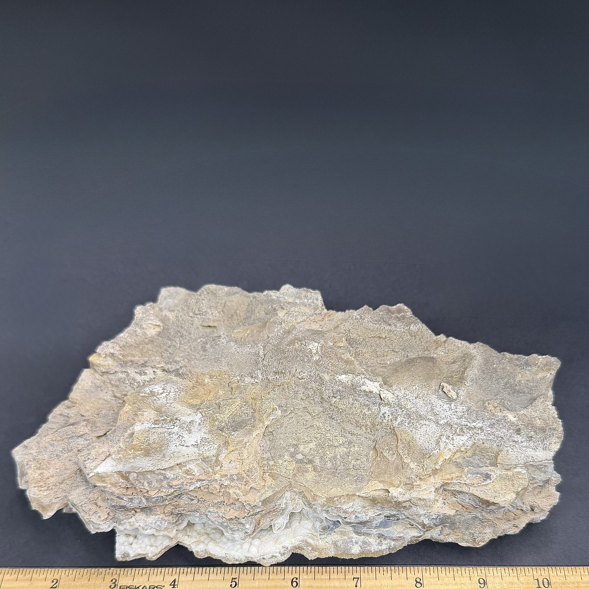 M817 South Dakota Chalcedony & Calcite - Image 2