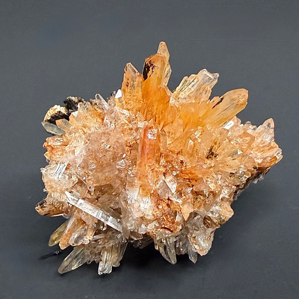 M717 Creedite