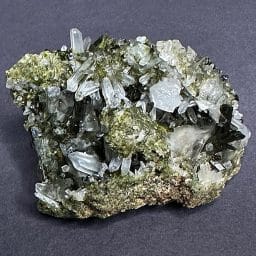 M715 Epidote Quartz