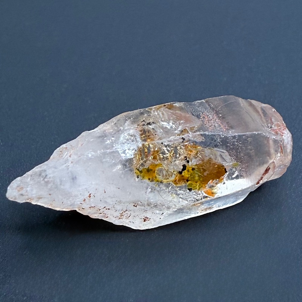 M819 Petroleum Quartz Crystal