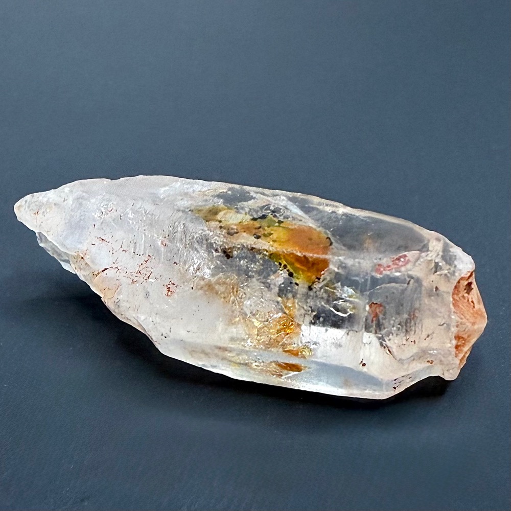 M819 Petroleum Quartz Crystal - Image 3