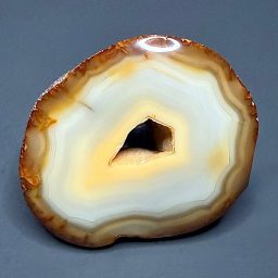 PR701 Brazilian Agate