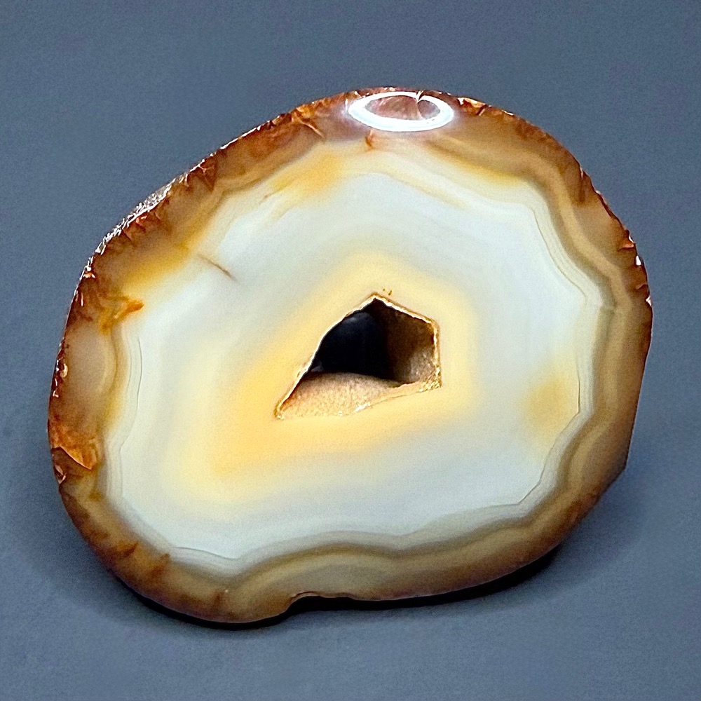 PR701 Brazilian Agate