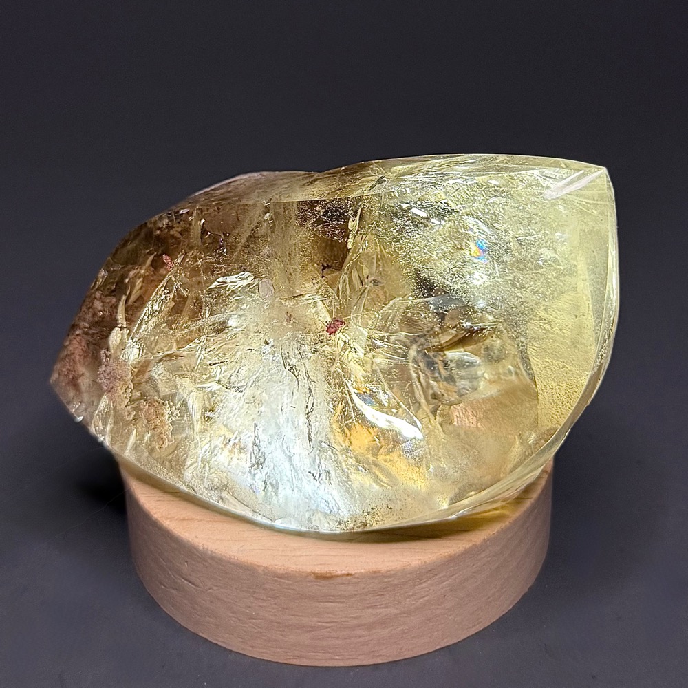 PR712 Landscape Quartz