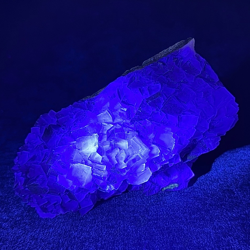 PR806 Fluorite