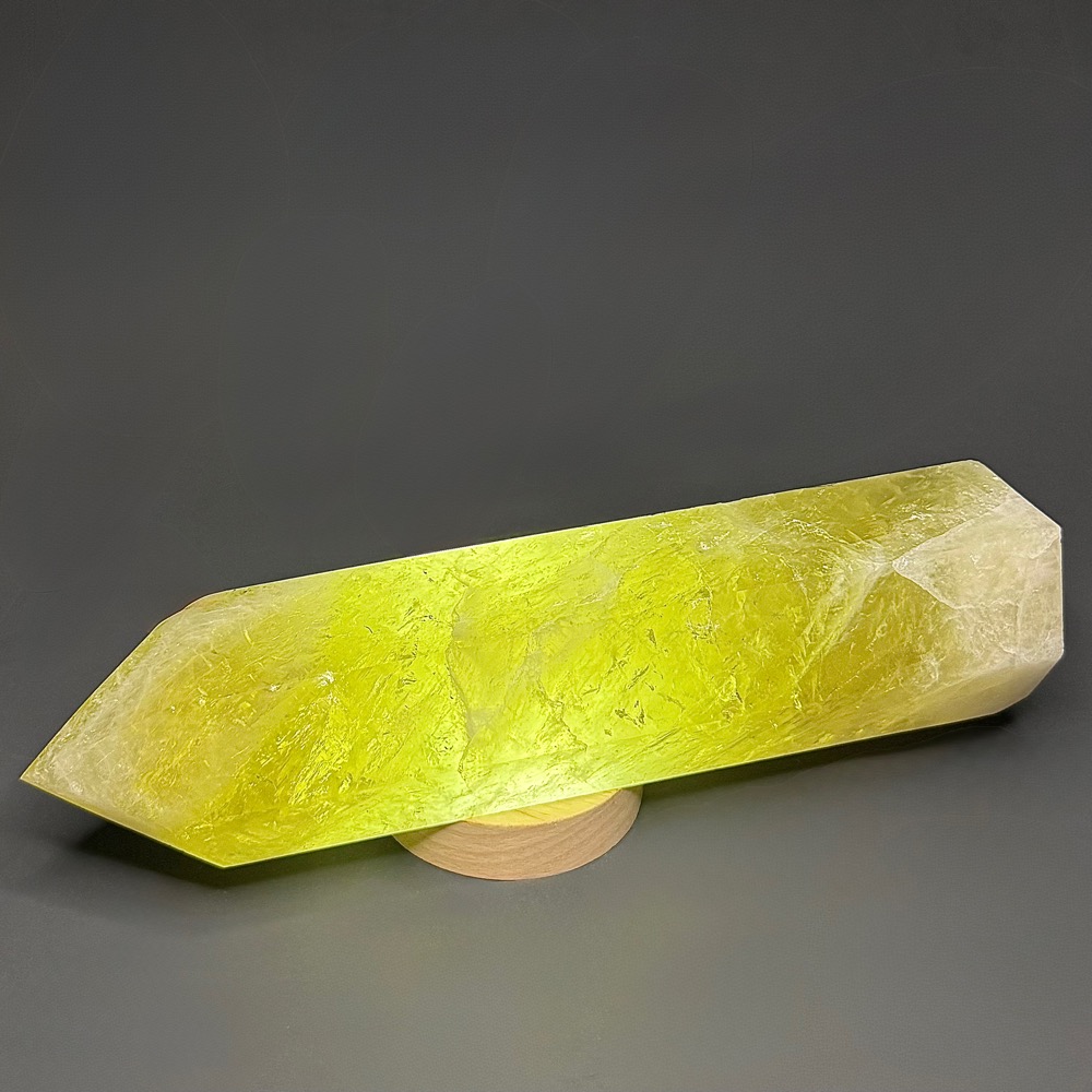 PR1008 Citrine Obelisk - Image 4