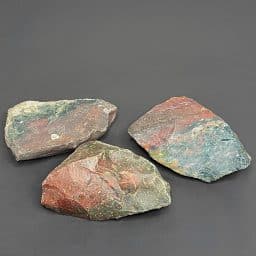 BCR317 Heliotrope/Bloodstone
