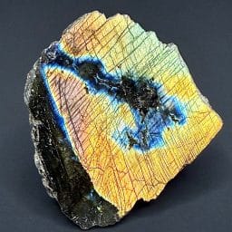 M105 Labradorite