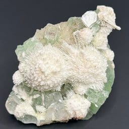 M307 Green Apophyllite and Mordenite