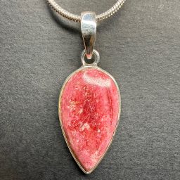 PN405 Thulite