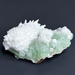 M307 Green Apophyllite and Mordenite
