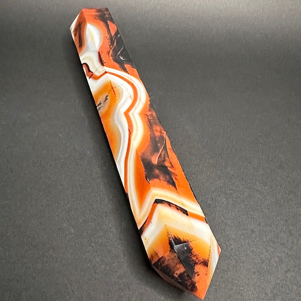 PR1101 Sardonyx Obelisk