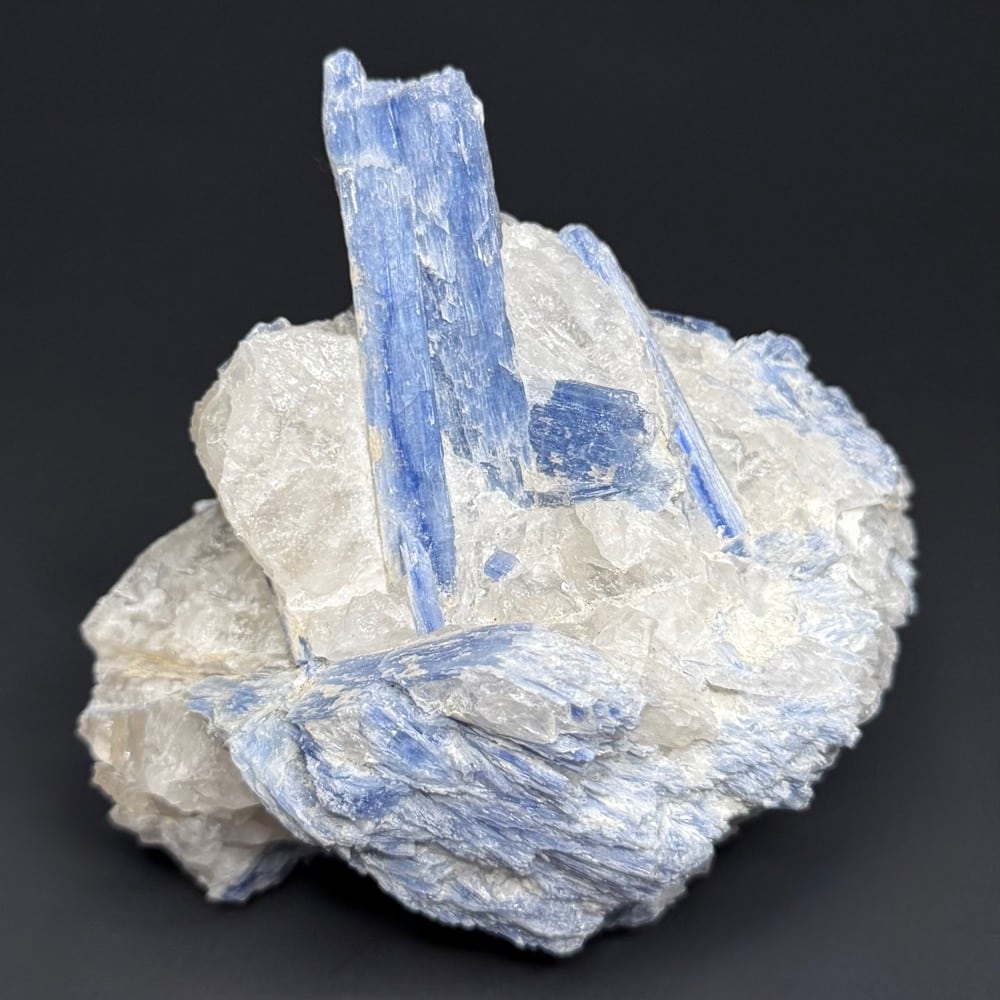 M515 Kyanite & Quartz