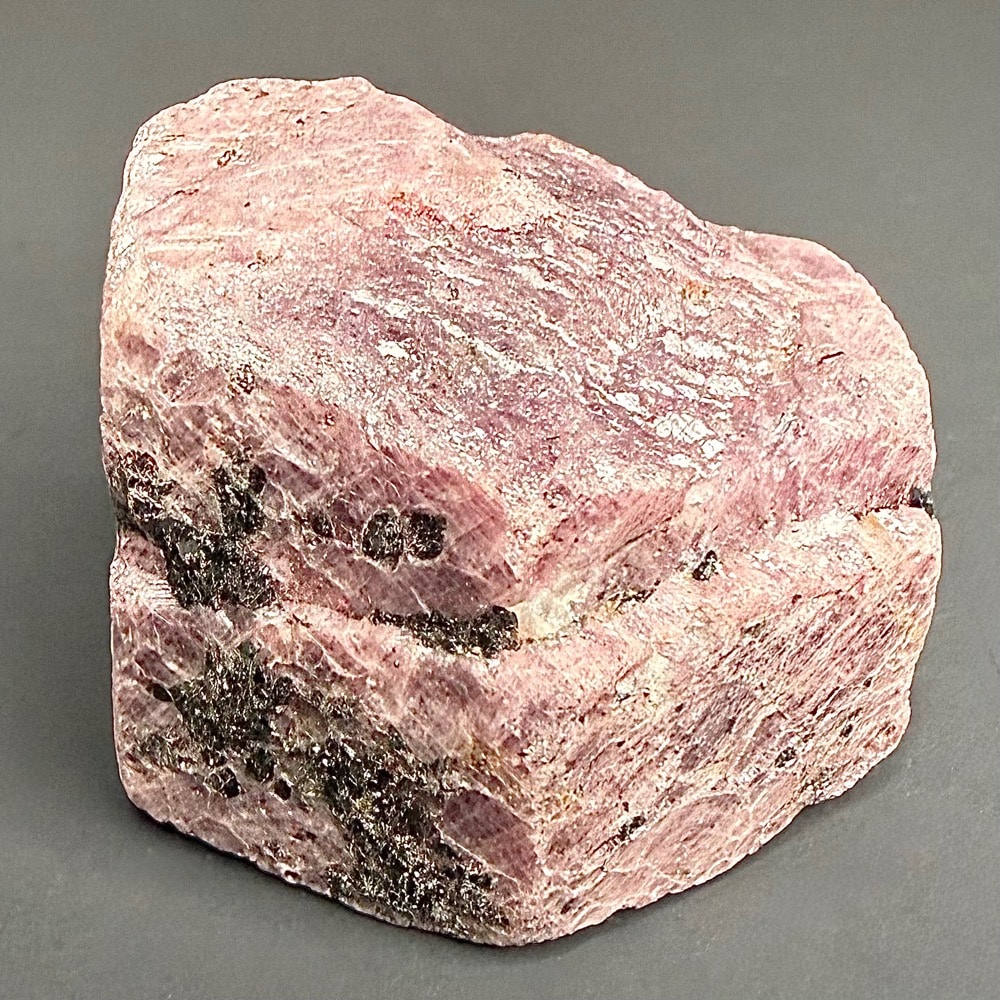 M820 Corundum Ruby