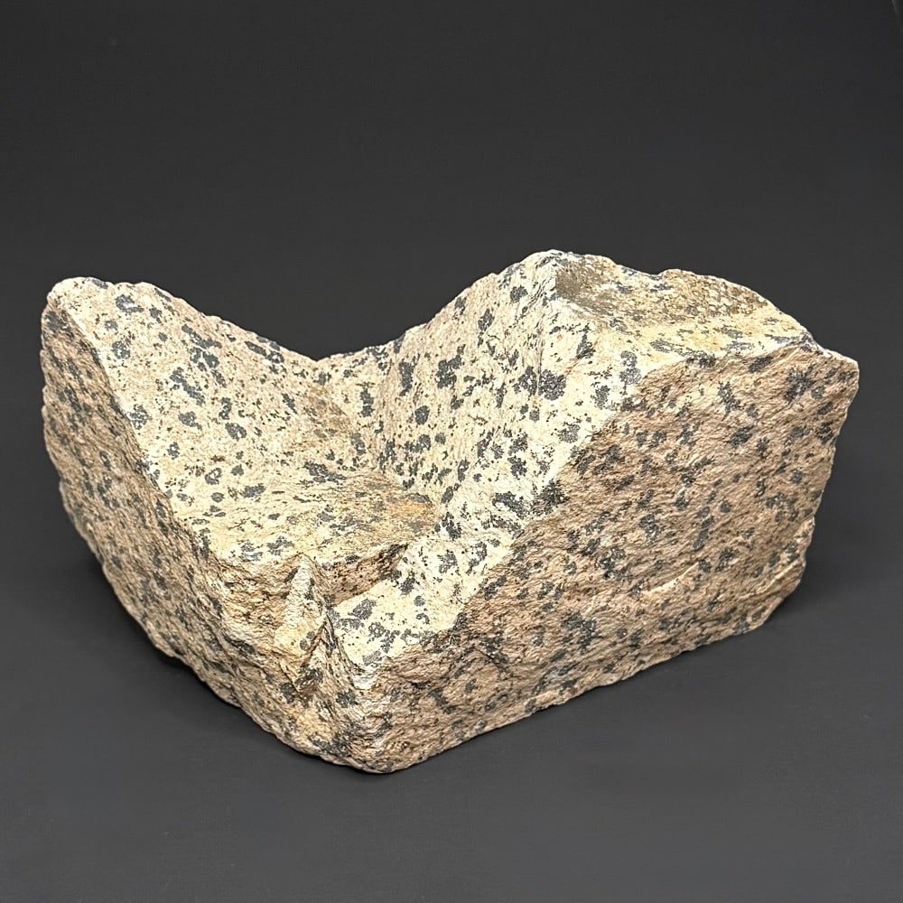 GR104 Dalmatian Stone