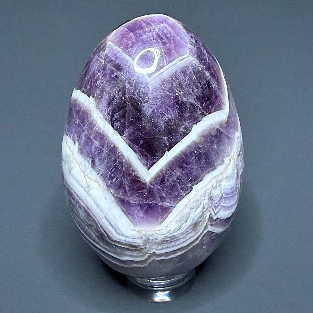 EGG102 Banded Amethyst