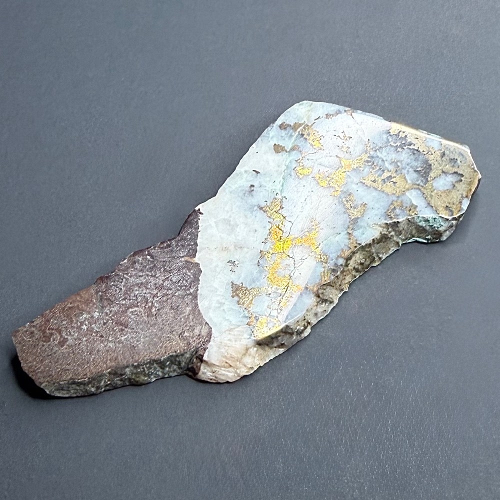 M256 Mohawkite
