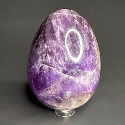EGG102 Banded Amethyst