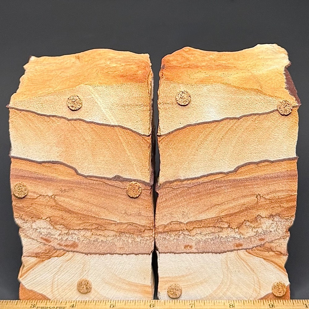 BK507 Sandstone Bookends