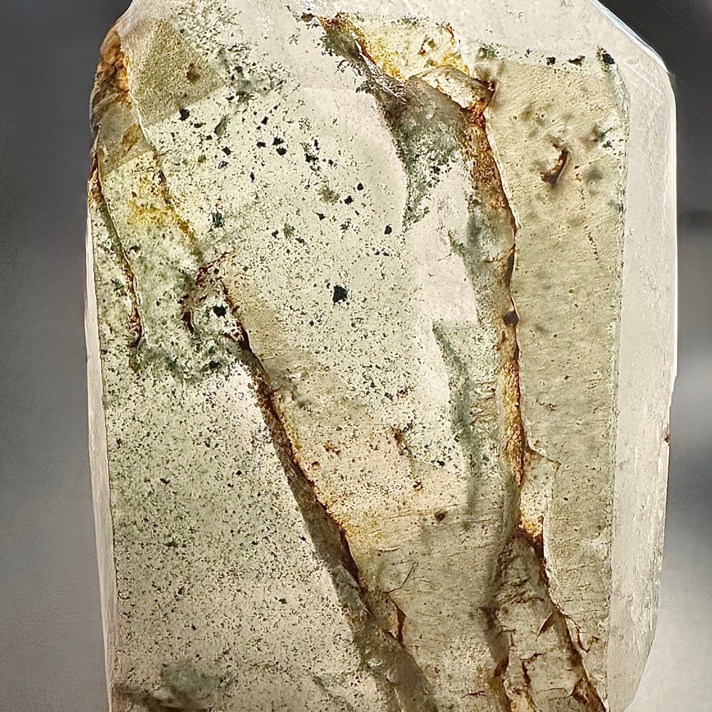 PR1125 Chlorite Included Quartz - Image 6