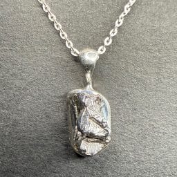 PN705 Meteorite with Chain