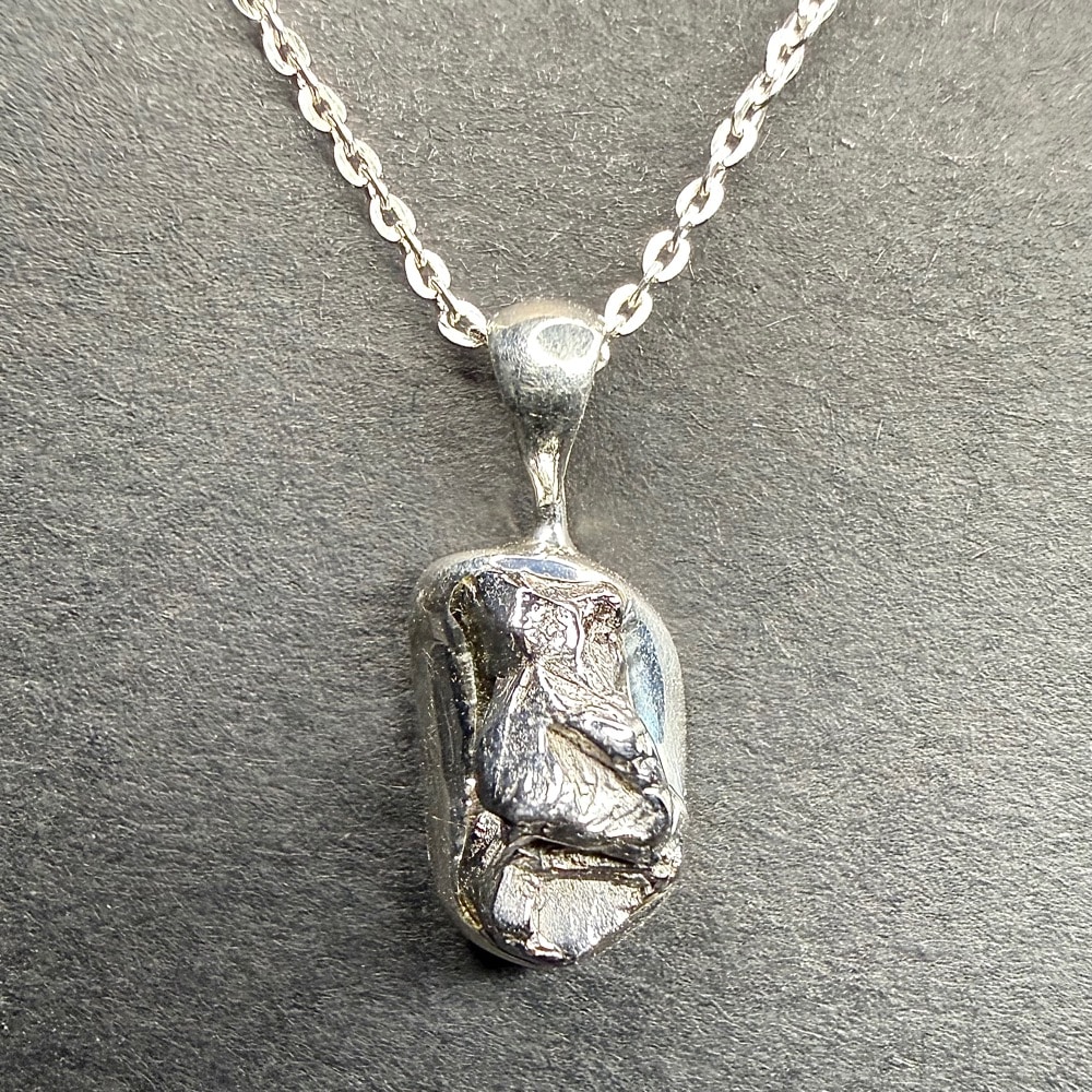 PN705 Meteorite with Chain
