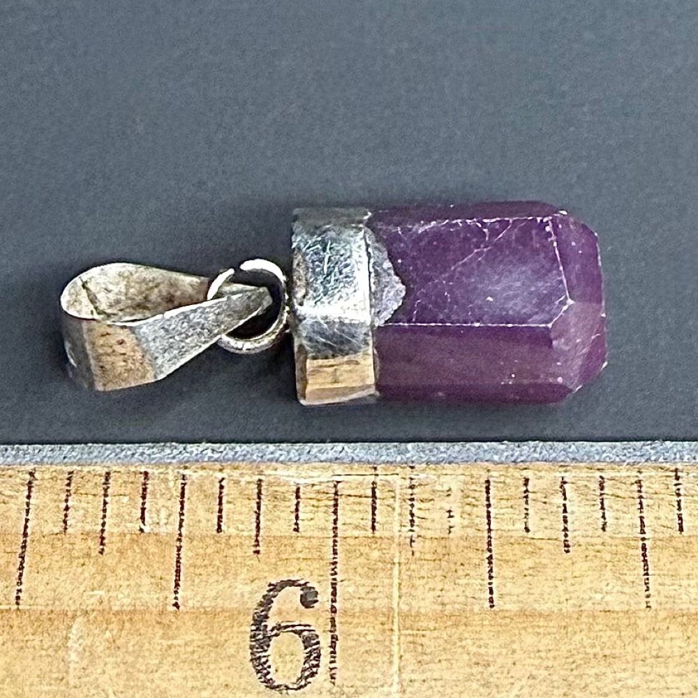 PN809 Ruby - Image 3