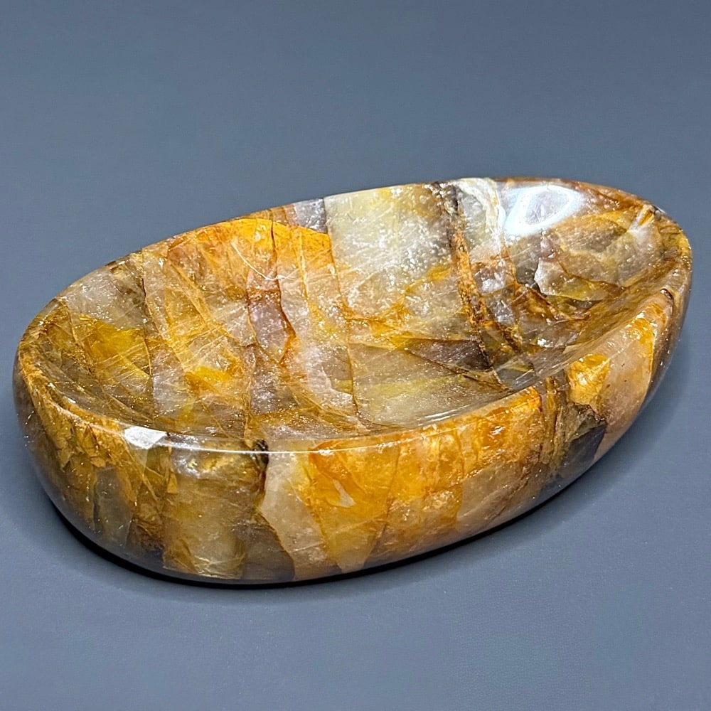 PR209 Iron Quartz Dish - Image 3
