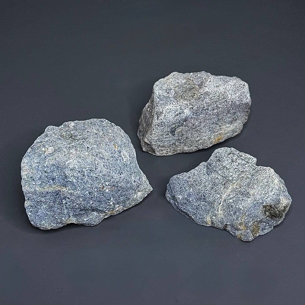 BCR405 Iolite