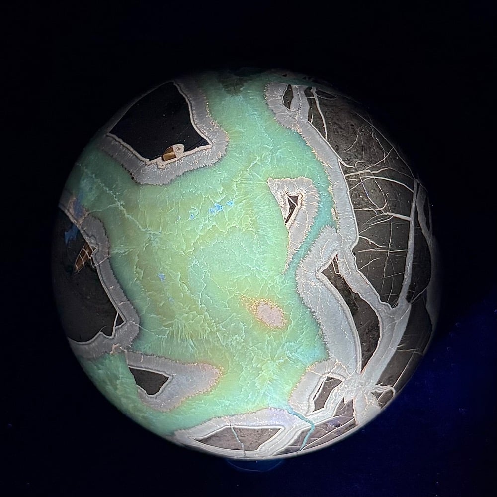 GAL712 SEPTARIAN SPHERE