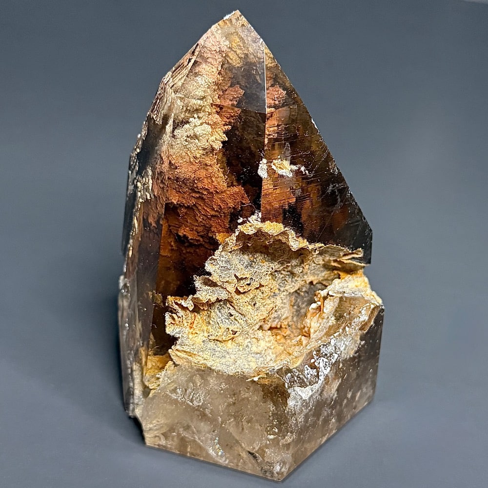GAL937 SMOKY LANDSCAPE QUARTZ