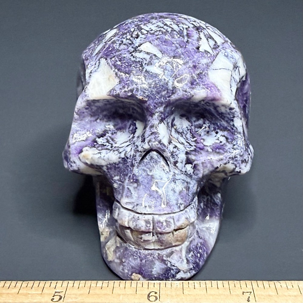 PR325 Fluorite Skull - Image 2