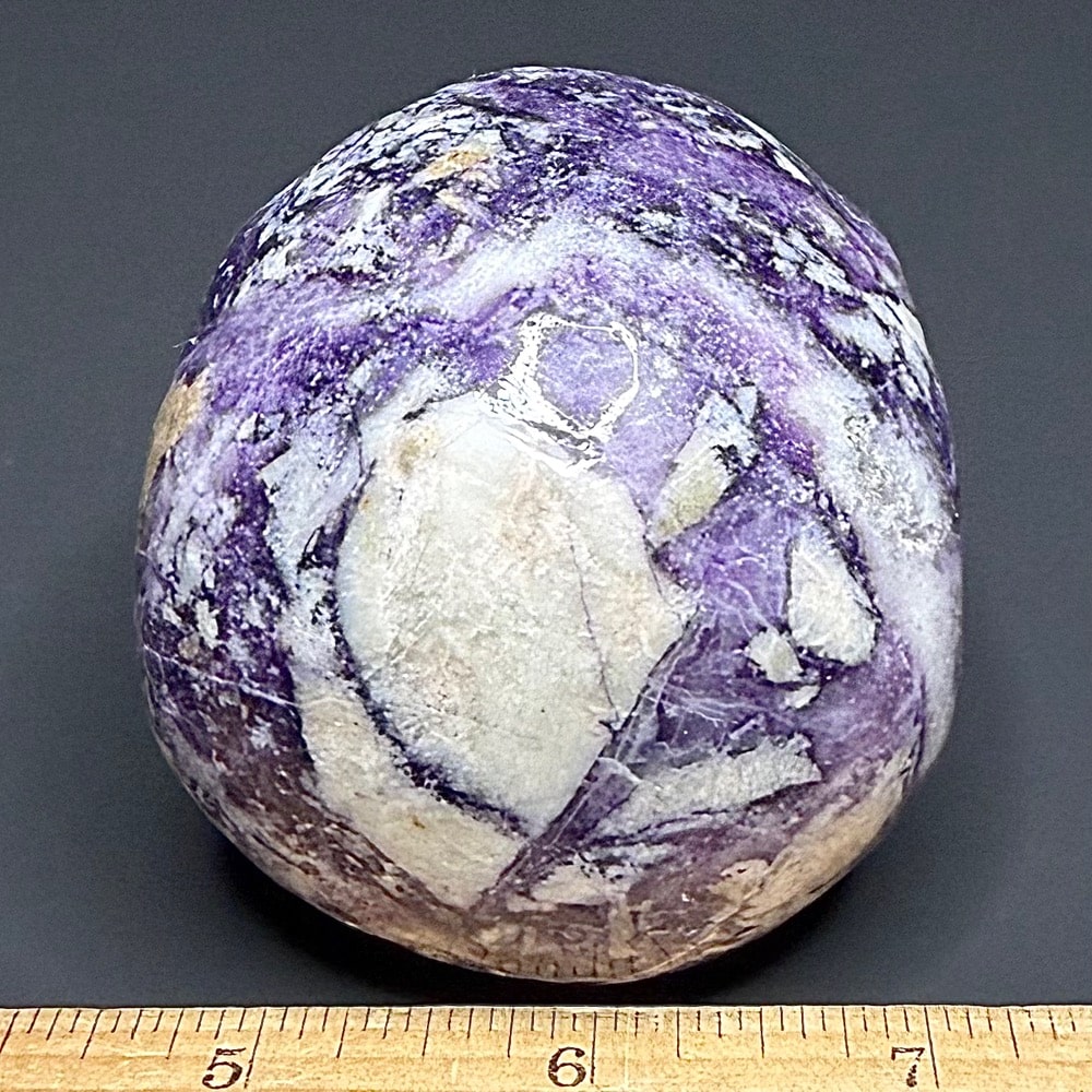 PR325 Fluorite Skull - Image 4