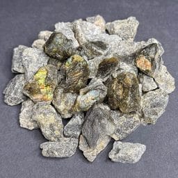 CL105 Small Crushed B-Grade Labradorite