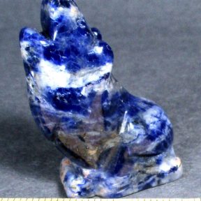 Sodalite Howling Wolf