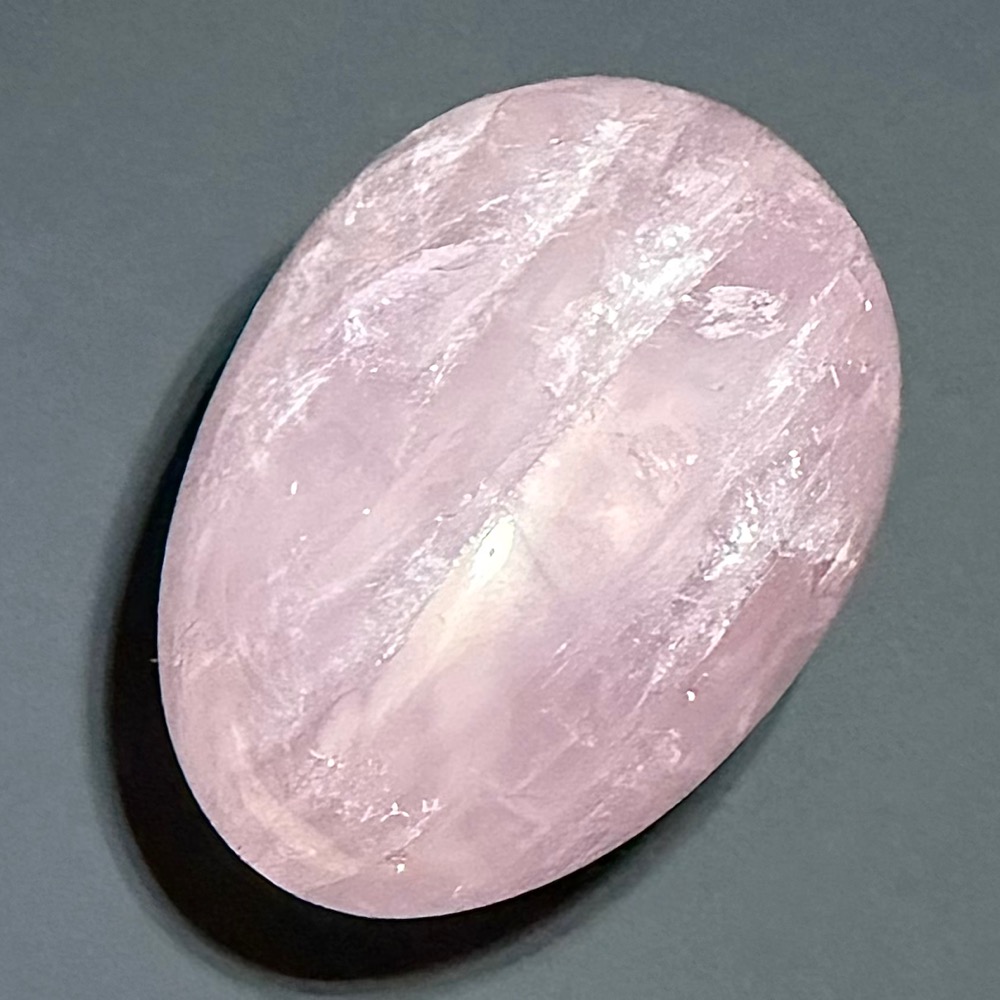 EGG306 Rose Quartz