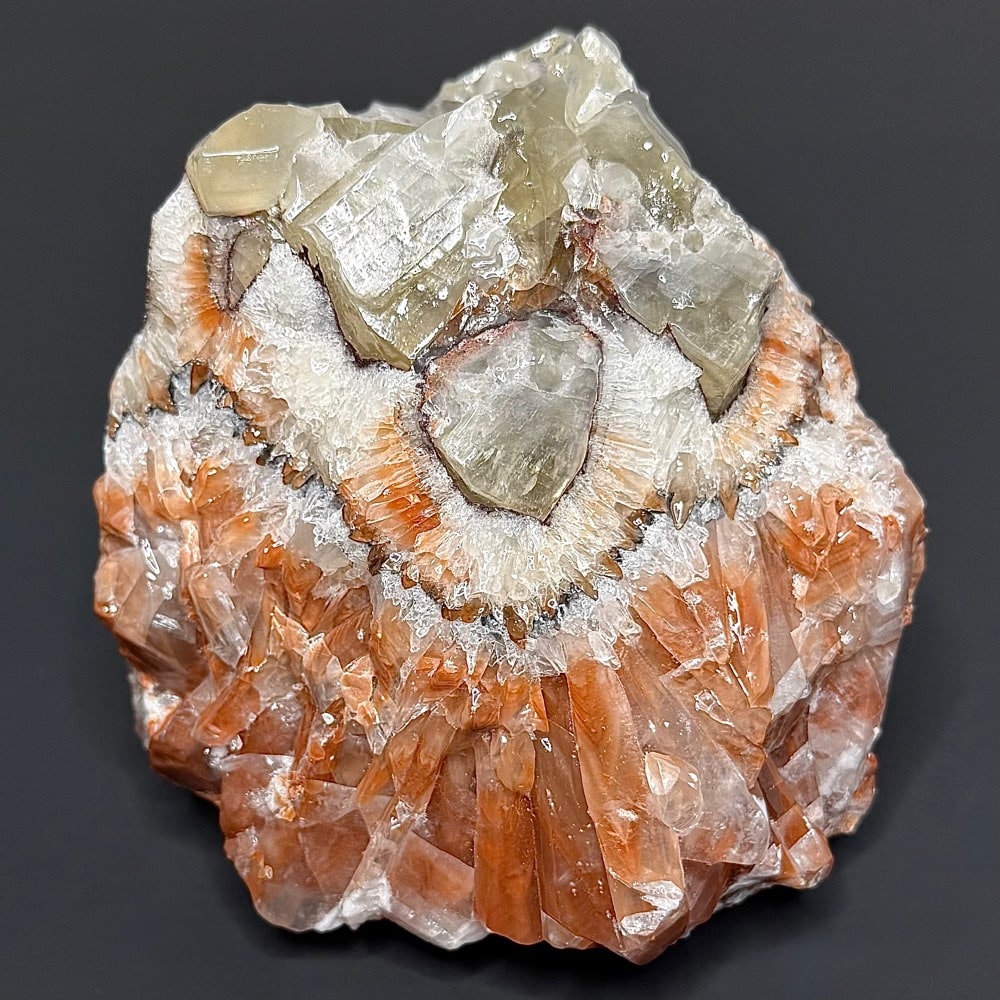 PR613 Rainbow Calcite