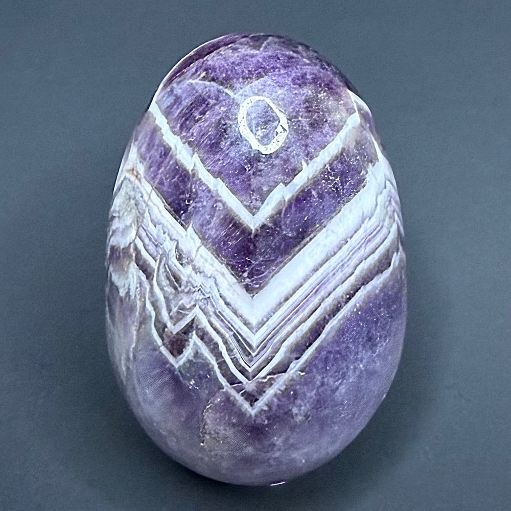 EGG102 Banded Amethyst