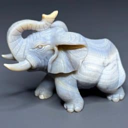 CV318 Agate Elephant