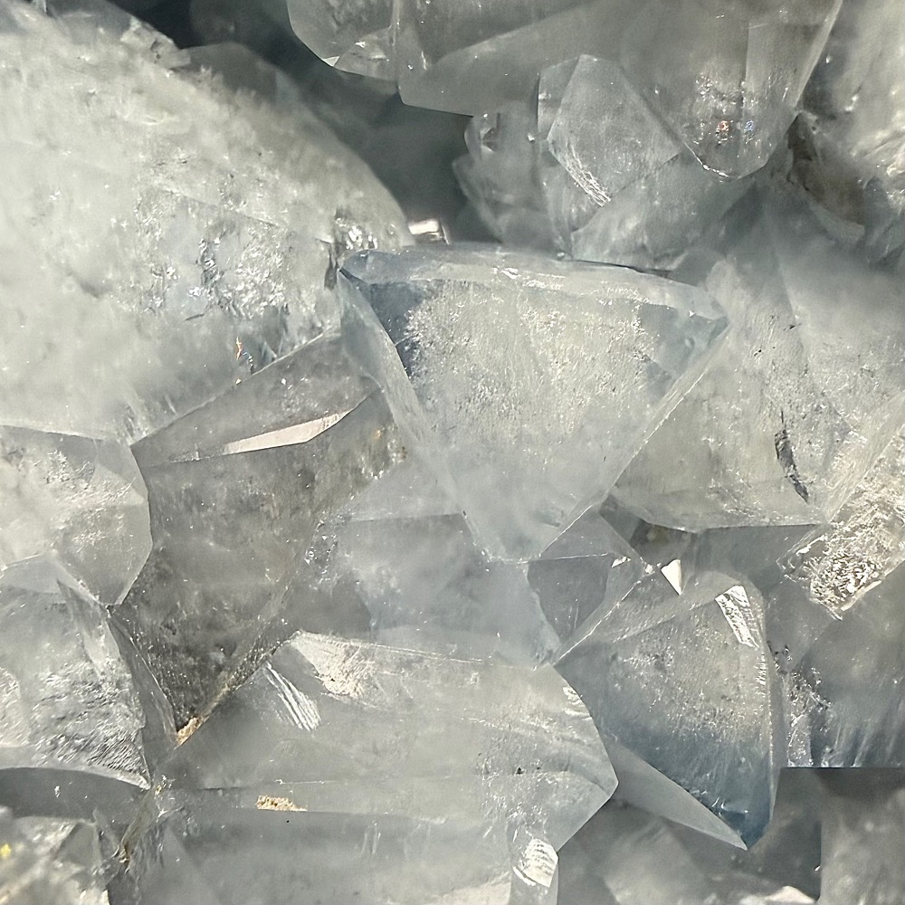 M402 Celestite