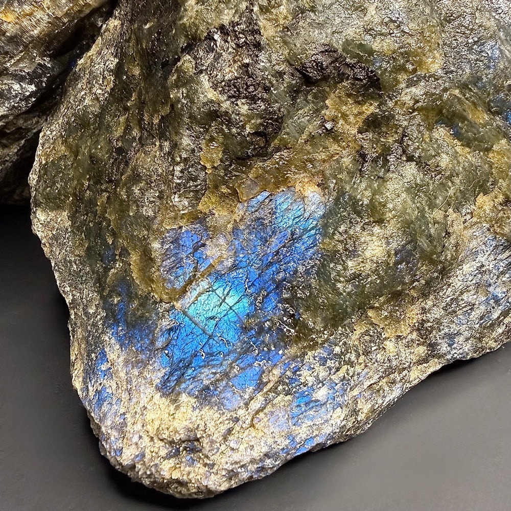 BCR304 Labradorite