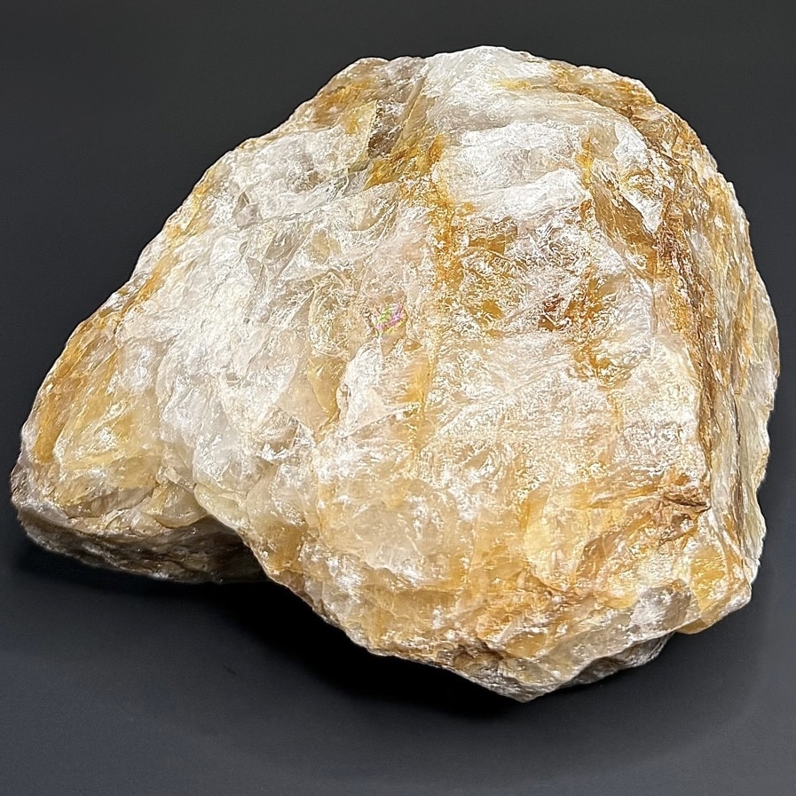 GR113 Iron Quartz